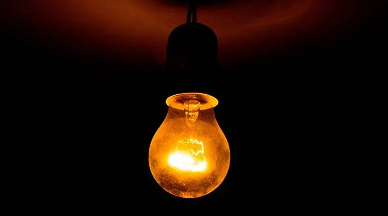 सभी गांवों को बिजली पहुंचाने का लक्ष्य हासिल करने के करीब पहुंची सरकार, सिर्फ 2 फीसदी गांव ही बचे Village Electrification Under DDUGJY- India TV Paisa