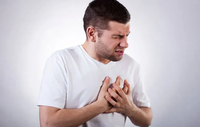 हर वक्त रहती है थकान-सांस की तकलीफ तो हो सकती है हर्ट की प्रॉब्लम <p>heart problem</p>- India TV Hindi