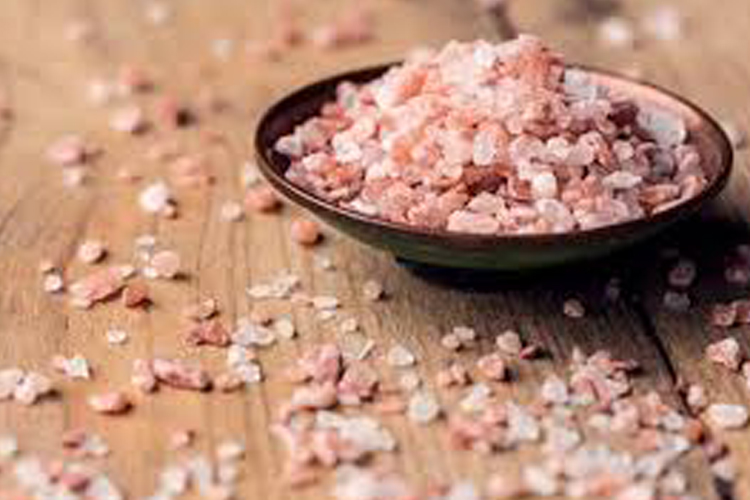 Vastu tips about sendha namak or rock salt in hindi Vastu Tips सेंधा