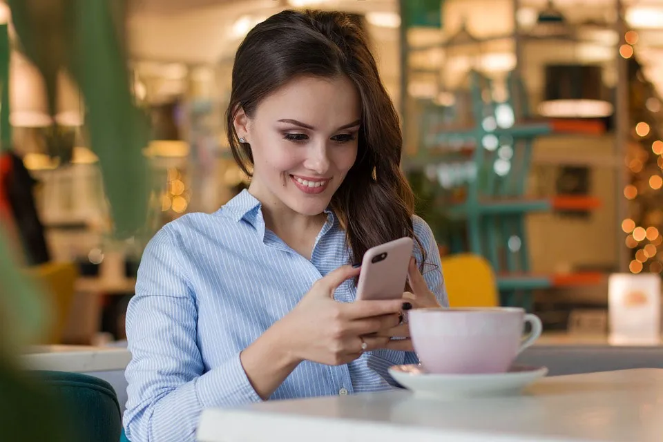 ये हैं 4 जीबी रैम वाले सबसे सस्ते फोन, कीमत 10000 रुपए से भी कम <p>smartphone</p>
<p> </p>- India TV Hindi