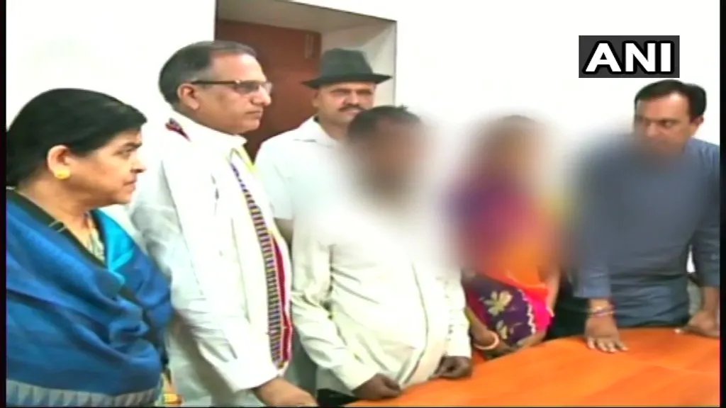 मंदसौर रेप केस: सोशल मीडिया पर भारी फजीहत के बाद भाजपा विधायक ने अपनी बात पर जताया अफसोस <p><a style="color: #0782c1; font-family: sans-serif,...- India TV Hindi