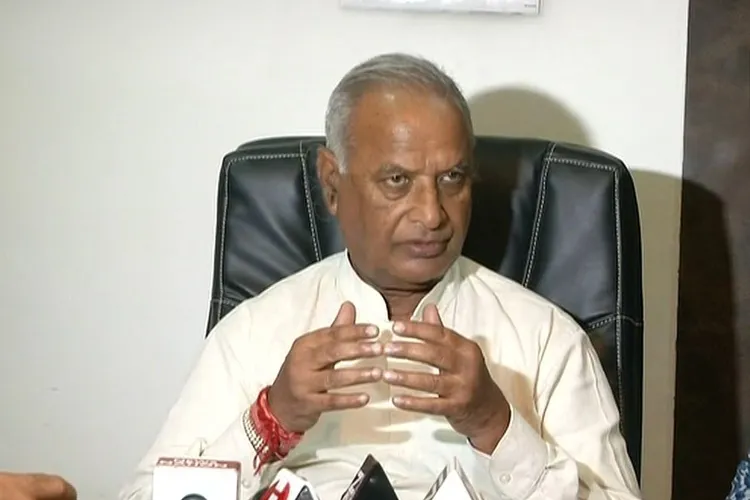 राजस्थान BJP अध्यक्ष बोले, हुमायूं ने मरते समय बाबर से कहा था- गाय का सम्मान करना <p>Rajasthan BJP President Madan Lal Saini</p>- India TV Hindi