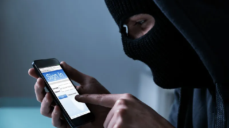 अपने स्मार्टफोन को हैक होने से बचाएं ऐसे, सुरक्षित रखें अपना निजी डाटा mobile hackers- India TV Paisa