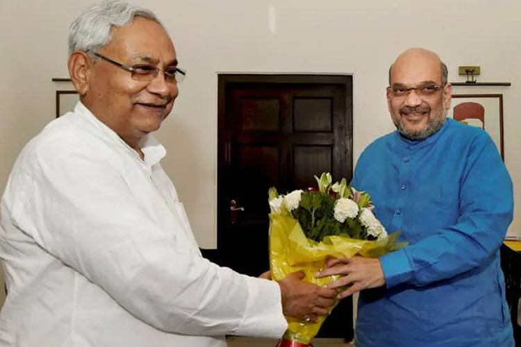 नीतीश और अमित शाह की चाय पर चर्चा, क्या अब बनेगी लोकसभा सीटों पर बात? बिहार: अमित शाह और नीतीश कुमार के बीच मुलाकात आज, 2019 के चुनाव को लेकर होगी बात- India TV Hindi