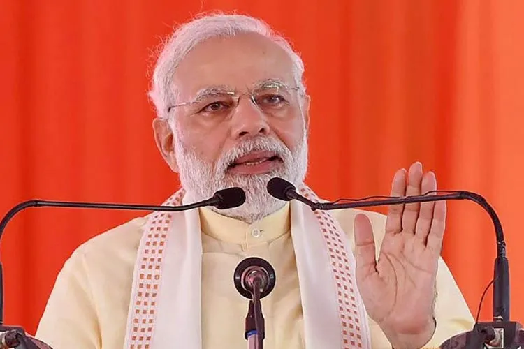 मिर्जापुर: कांग्रेस पर पीएम मोदी का हमला, पुरानी सरकार ने लोगों के पैसे बर्बाद किए <p>MODI</p>- India TV Hindi