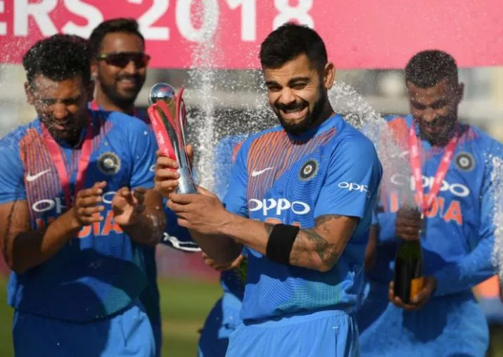 भारत बनाम इंग्लैंड फाइनल: एक क्लिक में जानें तीसरे टी20 मैच में बने सारे रिकॉर्ड <p>भारतीय टीम Photo Credit:...- India TV Hindi