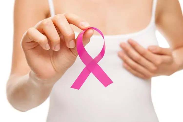 सिर्फ एक गोली महिलाओं में खत्म कर सकती है ब्रेस्ट कैंसर, जानिए कैसे <p>breast cancer</p>- India TV Hindi