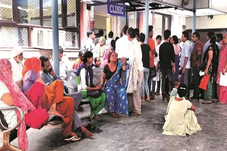 दिल्ली वाले हो जाएं सावधान, क्योंकि हर 10 व्यक्ति में से 7 व्यक्ति को है इस बीमारी का खतरा <p>delhi</p>- India TV Hindi