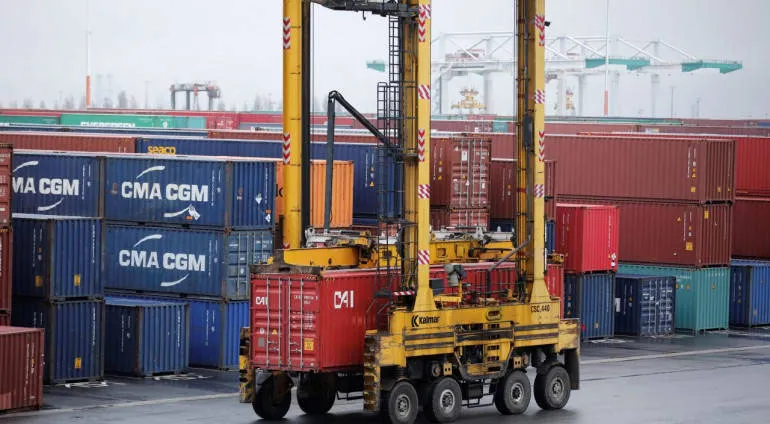 आलकार्गो दो साल में करेगी 1,000 करोड़ रुपए का निवेश, स्थापित होंगे 4 लॉजिस्टिक्स पार्क <p>Allcargo</p>- India TV Paisa