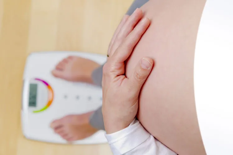 World Obesity Day: मोटापे के कारण महिलाओं को हो सकता है गर्भपात, जानिए क्यों World Obesity Day- India TV Hindi