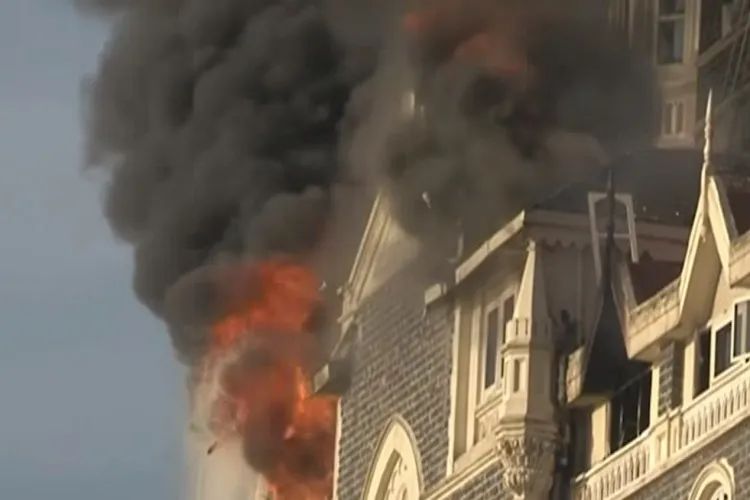 26/11 हमले से मुंबई उभर तो गई लेकिन निशान अब भी हैं <p>26/11 हमले के दौरान...- India TV Hindi