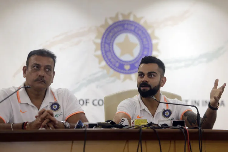 विराट कोहली ने बांधे भुवनेश्वर और बुमराह की तारीफों के पुल, बोले इस बार इतिहास बदलने की बारी <p>रवि शास्त्री और...- India TV Hindi