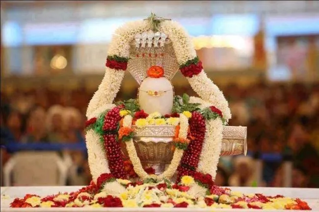 प्रदोष व्रत: कर्ज मुक्ति और सुख संपत्ति के लिए ऐसे करें भगवान शिव की पूजा, जाने महत्व और व्रत कथा pradosh vrat- India TV Hindi