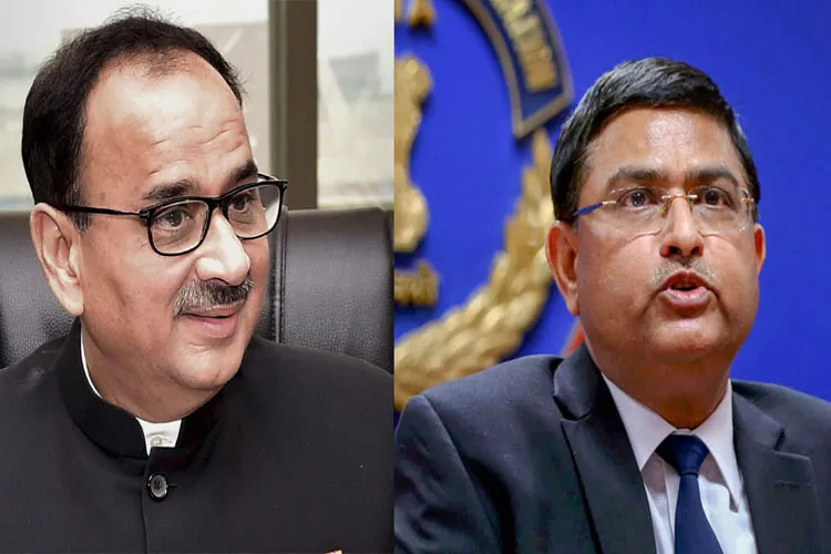 CBI बनाम CBI: सुनवाई के बाद सुप्रीम कोर्ट ने फैसला सुरक्षित रखा Supreme court reserves its order on CBI Vs CBI case- India TV Hindi