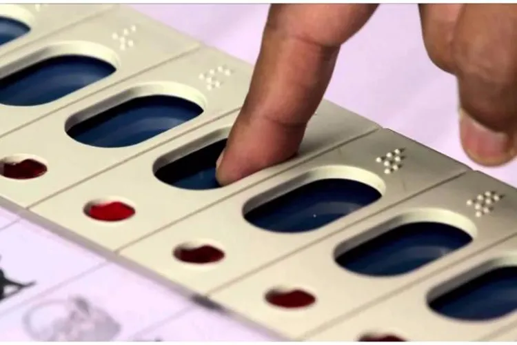 Telangana Polling Updates: राज्य में 67 फीसद हुआ मतदान, 11 दिसंबर को होगी मतगणना Elections- India TV Hindi