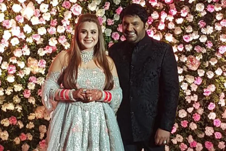 Kapil Sharma-Ginni Chatrath Mumbai Reception: सामने आई पहली तस्वीर, पहुंचे ये मेहमान <p>Kapil Sharma-Ginni Chatrath Mumbai Reception</p>- India TV Hindi
