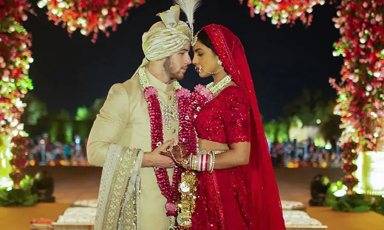 सामने आई प्रियंका चोपड़ा और निक जोनस की वेडिंग पिक्चर्स, देखकर कहेंगे WOW <p>Priyanka</p>- India TV Hindi