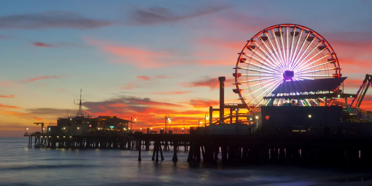 हनीमून का बनाना है यादगार, तो जाएं दुनिया की इस सबसे खूबसूरत जगह पर santa monica- India TV Hindi