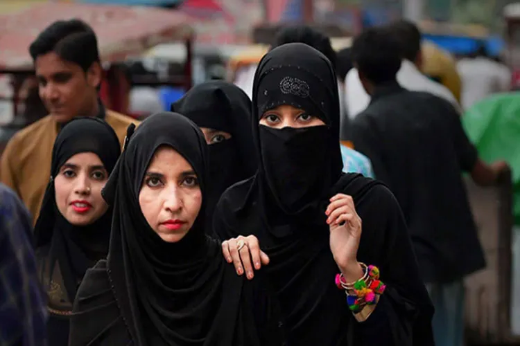मंदिर निर्माण पर अध्यादेश और तीन तलाक पर कानून बना तो देंगे अदालत में चुनौती: ऑल इंडिया मुस्लिम पर्सनल लॉ बोर्ड Triple Talaq- India TV Hindi
