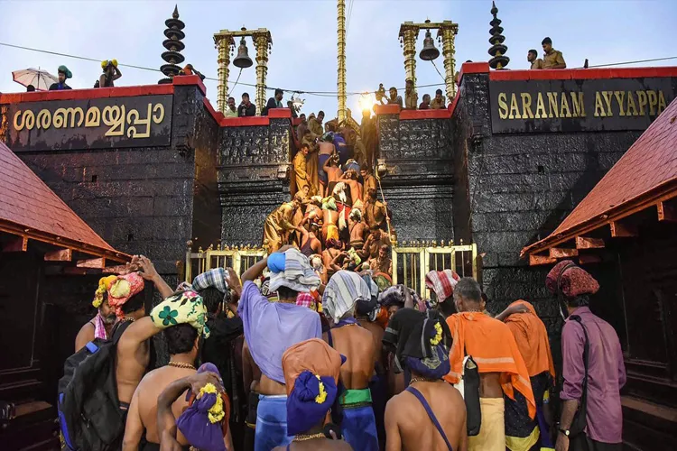 ‘अब तक सबरीमला मंदिर में 10-50 वर्ष आयु वर्ग की 51 महिलाएं प्रवेश कर चुकी हैं’ ‘अब तक सबरीमला मंदिर में 10-50 वर्ष आयु वर्ग की 51 महिलाएं प्रवेश कर चुकी हैं’ - India TV Hindi