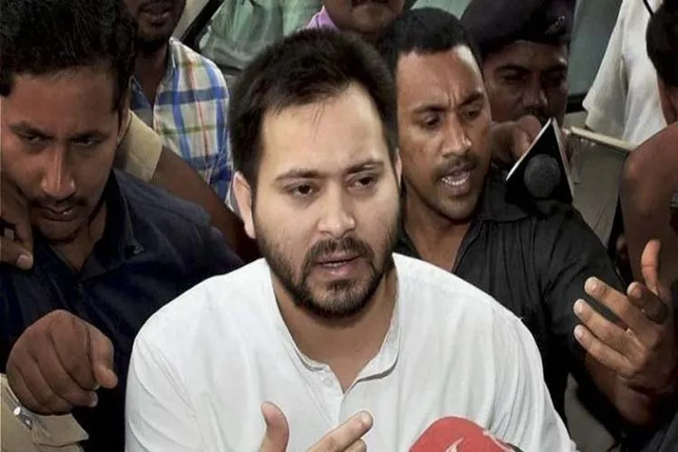 तेजस्वी ने गरीब सवर्ण आरक्षण को लेकर राजद के रुख को सही ठहराया Tejaswi yadav- India TV Hindi