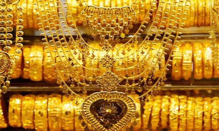 Gold prices fall by Rs 210 on muted demand | Gold rate today: सुस्त ...