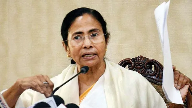 ममता बनर्जी ने घोषित की 42 उम्मीदवारों की सूची, कहा- लोकसभा चुनाव भाजपा के ‘ताबूत में आखिरी कील’ साबित होंगे List of All 42 candidates of TMC in West Bengal- India TV Hindi