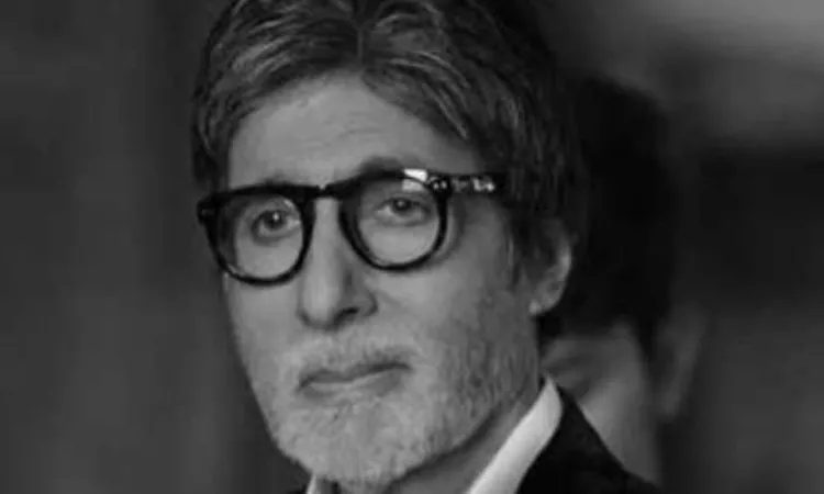 अमिताभ बच्चन ने अपने स्विमसूट के फोटो को बताई 'बड़ी गलती', कहा- बहुत गाली पड़ी Amitabh Bachchan- India TV Hindi