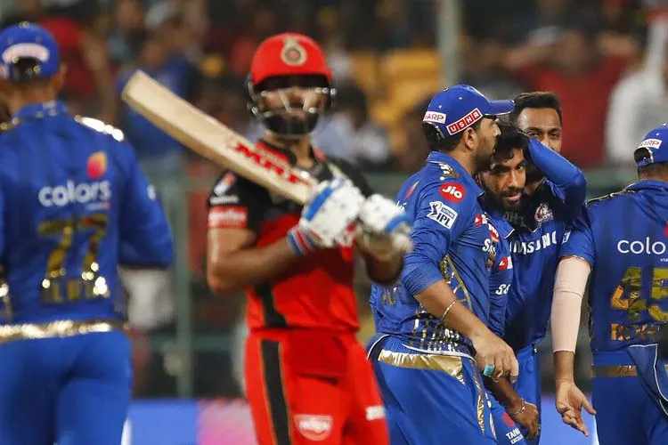 IPL 2019, RCBvMI : हार्दिक और बुमराह ने दिलायी मुंबई को पहली जीत, मलिंगा की नो बॉल से उठा विवाद IPL 2019, RCBvMI : मलिंगा की नो बॉल से उठा विवाद, मुंबई ने आरसीबी को हराकर जीता पहला मैच, बुमराह की - India TV Hindi