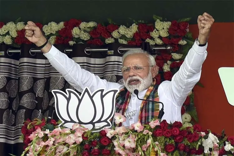 कांग्रेस में भगदड़ इसलिये ‘नामदार’ सुरक्षित सीट से लड़ रहे हैं चुनाव : मोदी PM Modi - India TV Hindi
