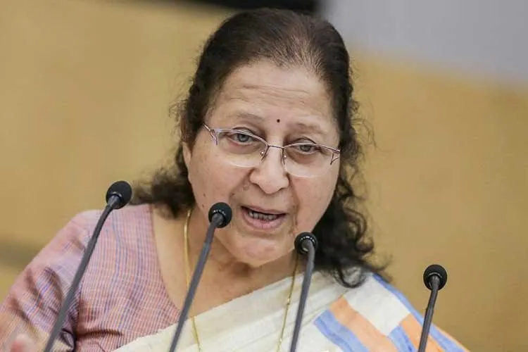 चुनाव नहीं लड़ने की घोषणा के बाद सुमित्रा महाजन बोलीं- मैंने BJP को "चिंतामुक्त" कर दिया <p>sumitra mahajan</p>- India TV Hindi