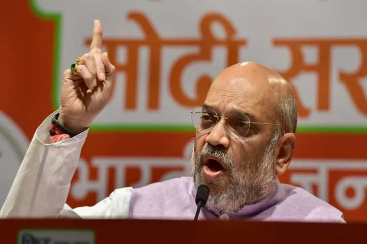 'गुरू घंटाल' अय्यर ने PM के लिए अपशब्द कहे लेकिन चुप रहे राहुल: अमित शाह <p>amit shah</p>- India TV Hindi