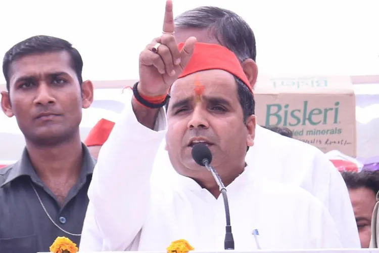 लोकसभा चुनाव: सपा नेता धर्मेंद्र यादव ने कहा, अखिलेश-मायावती जिसे चाहेंगे वही प्रधानमंत्री बनेगा Samajwadi Party MP Dharmendra Yadav | Facebook- India TV Hindi