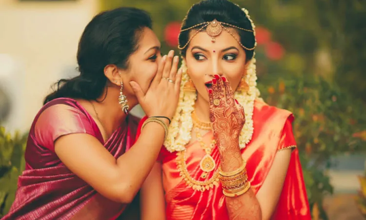 Bridal Emergency Kit: दुल्हन बनकर विदा होने के लिए तैयार हैं, एक बार चेक करिए ये सामान रखा या नहीं? <p>Bridal Emergency Kit</p>- India TV Hindi