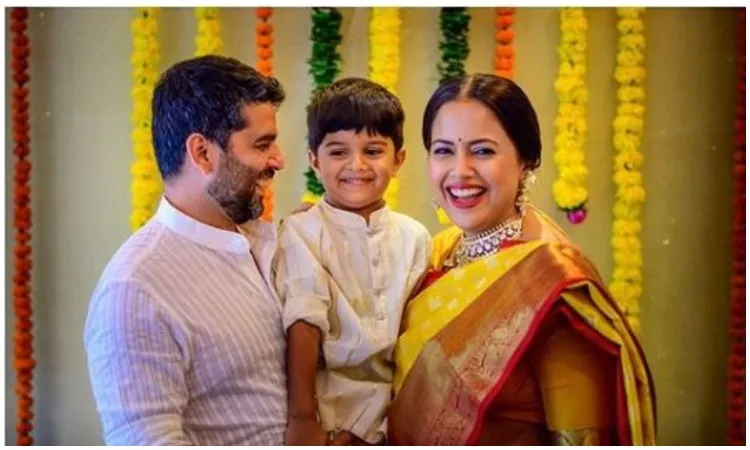 समीरा रेड्डी दूसरी बार बनने वाली हैं मां, सामने आईं गोद भराई की तस्वीरें Smeera Reddy, baby shower- India TV Hindi