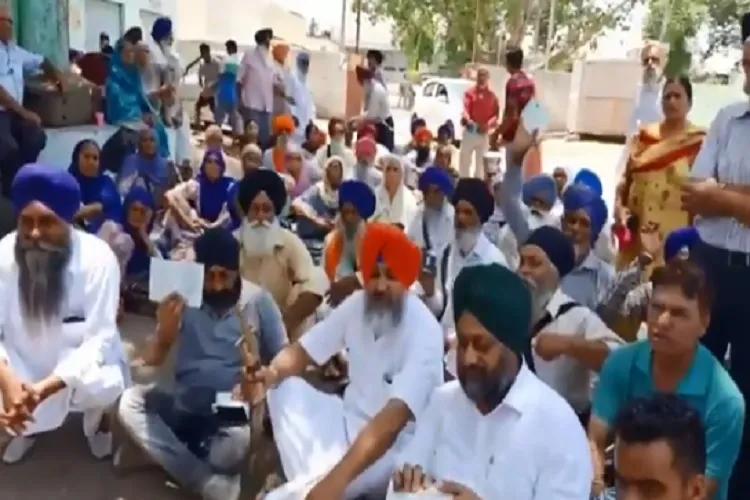 sikh pilgrims- India TV Hindi