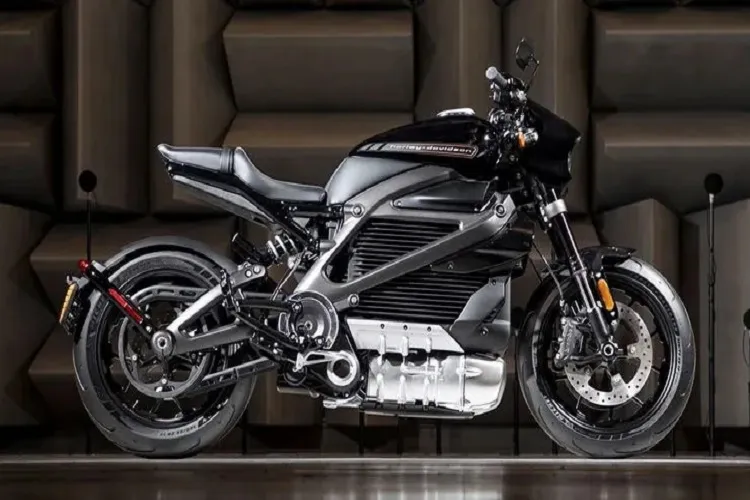 Harley Davidson की पहली ई-बाइक लॉन्च, दो साल तक मिलेगी ये खास सुविधा harley davidson livewire bike electric motorcycle India launch details revealed- India TV Hindi