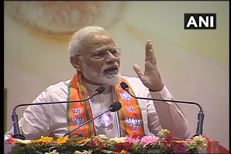 5 ट्रिलियन डॉलर की अर्थव्यवस्था पर Pm Modi का बड़ा बयान, वाराणसी में कही ये बात pm modi speaks on budget 2019 and 5 triloion economy of india in varanasi- India TV Hindi