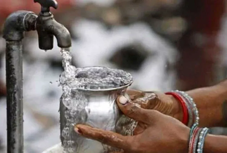 मोदी सरकार आज से देश भर में शुरू करेगी 'जल शक्ति अभियान', हर घर में नल से मिलेगा पानी <p>Jal Shakti Abhiyan</p>- India TV Hindi