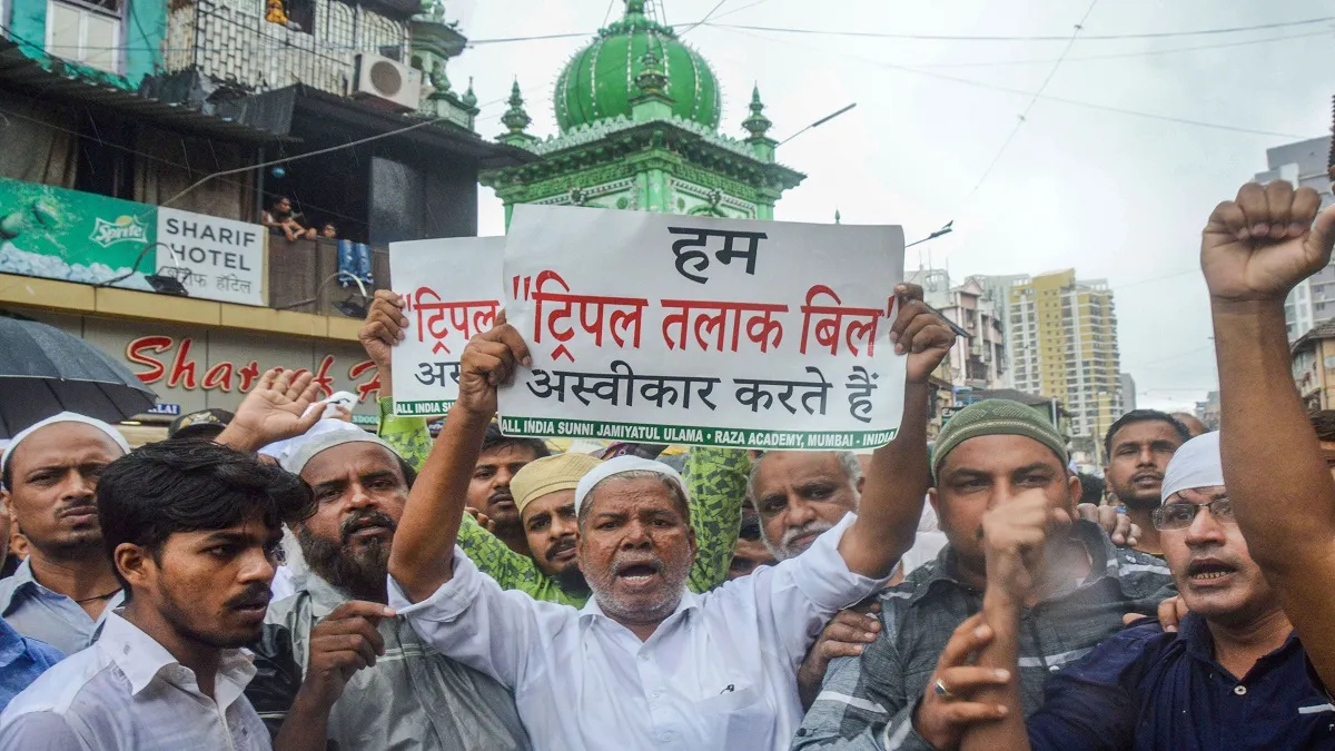 ‘तीन तलाक’ पर नये कानून को उच्चतम न्यायालय में चुनौती triple talaq- India TV Hindi