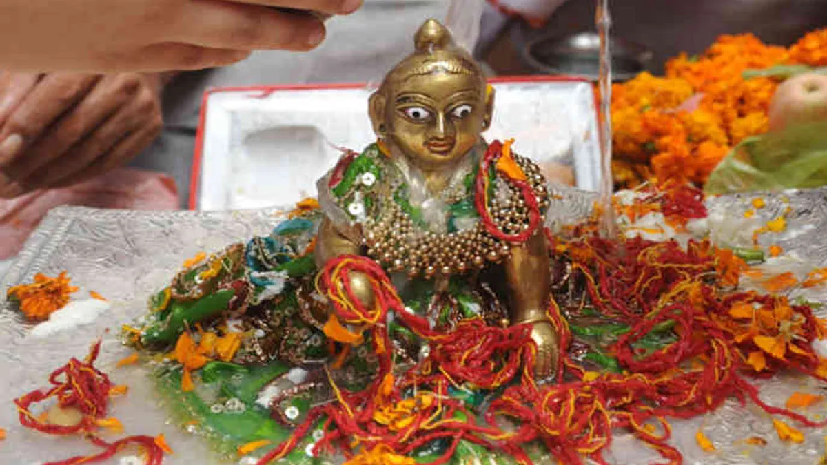 जन्माष्टमी के दिन भगवान कृष्ण को अर्पित करें इन 5 चीजों में से कोई 1, फिर देखें कमाल Janmashtami- India TV Hindi