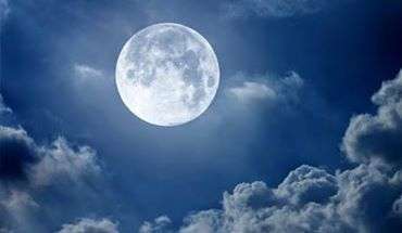 How moon get curse from lord Ganesha, know mythological Story - कभी चांद पर  नहीं था एक भी दाग, इस घमंड के चलते मिला श्राप, यूं दागदार हुआ चांद - India  TV Hindi