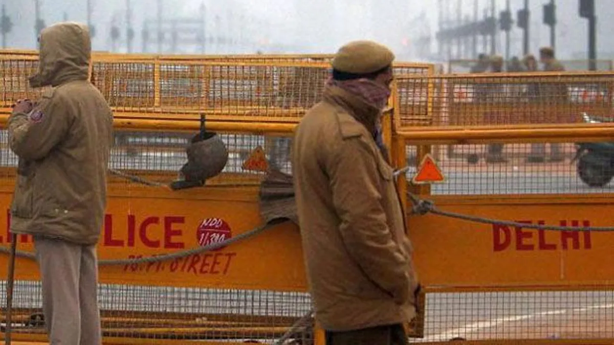 दिल्ली में बढ़ता जा रहा है झपटमारों का कहर, आधुनिक तकनीक से लैस होने के बावजूद अपराध रोकने में नाकाम है पुलिस Delhi Police | PTI Representational- India TV Hindi