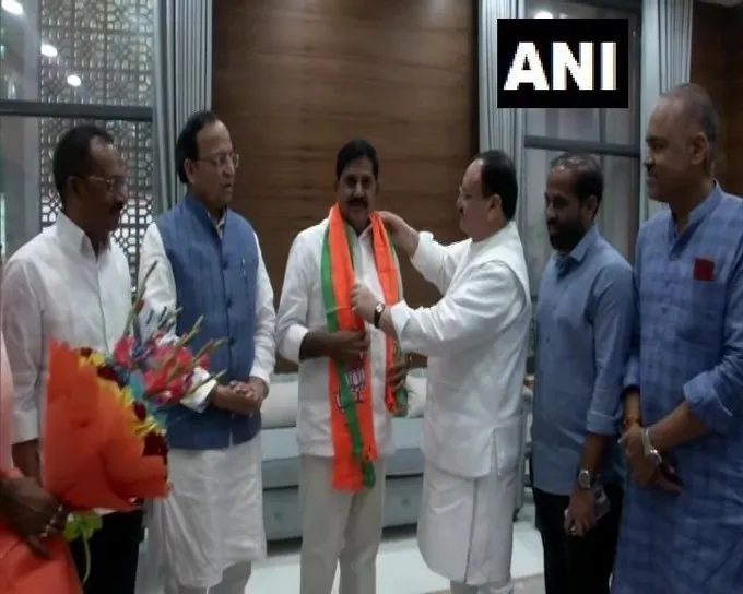 झारखंड: चुनाव से पहले विपक्ष को करारा झटका, 5 विधायक पार्टी पार्टी छोड़कर भाजपा में शामिल <p>Jharkhand </p>- India TV Hindi