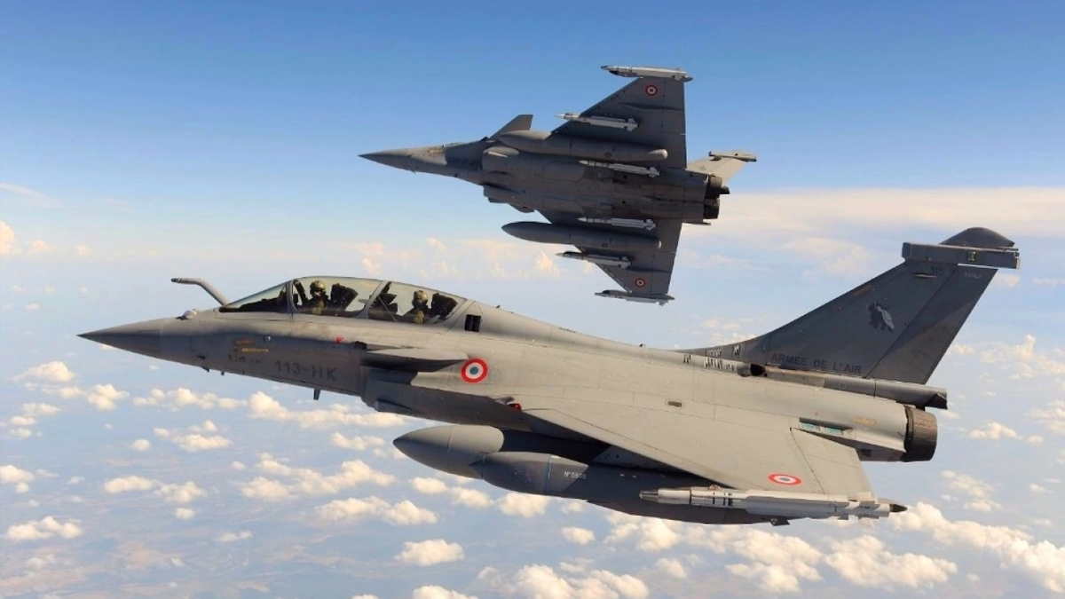 Pakistan claims it can defend itself against Indian Air Force Rafale ...