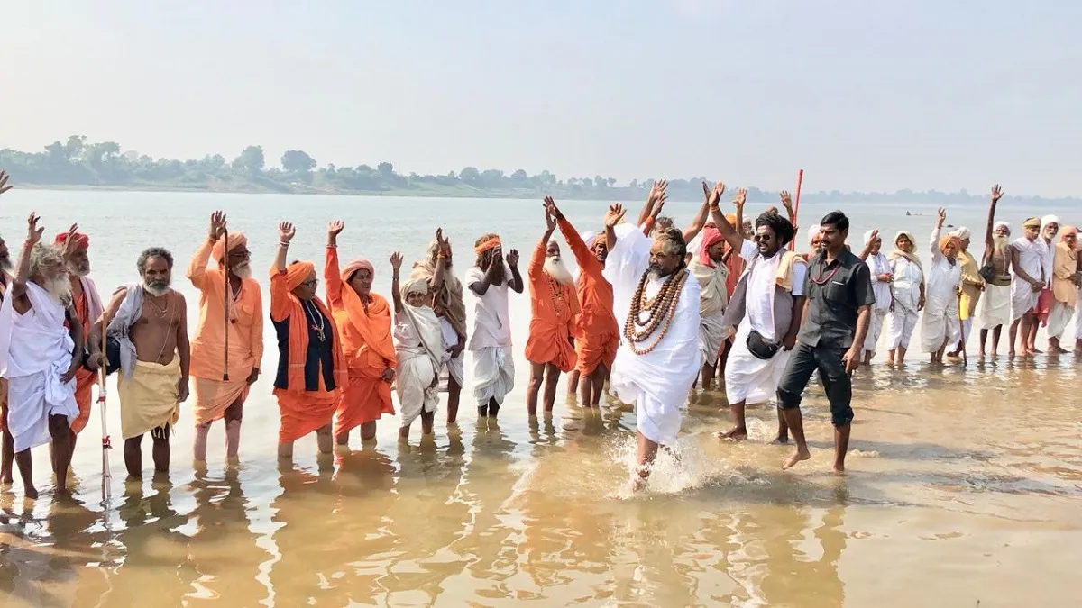 अवैध खनन पर कमलनाथ सरकार के खिलाफ कंप्यूटर बाबा, खनिज मंत्री को बताया ‘बुद्धिहीन’ अवैध खनन पर कमलनाथ सरकार के खिलाफ कंप्यूटर बाबा ने मौर्चा खोला- India TV Hindi
