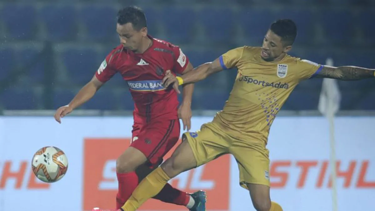 ISL 2020: नार्थईस्ट युनाइटेड और मुंबई सिटी के बीच 2-2 से ड्रॉ हुआ मुकाबला, दोनों टीमों को मिला एक-एक अंक Asamoah Gyan, football, indian football, indian super league, Indian Super League 2019-20, isl, ISL - India TV Hindi