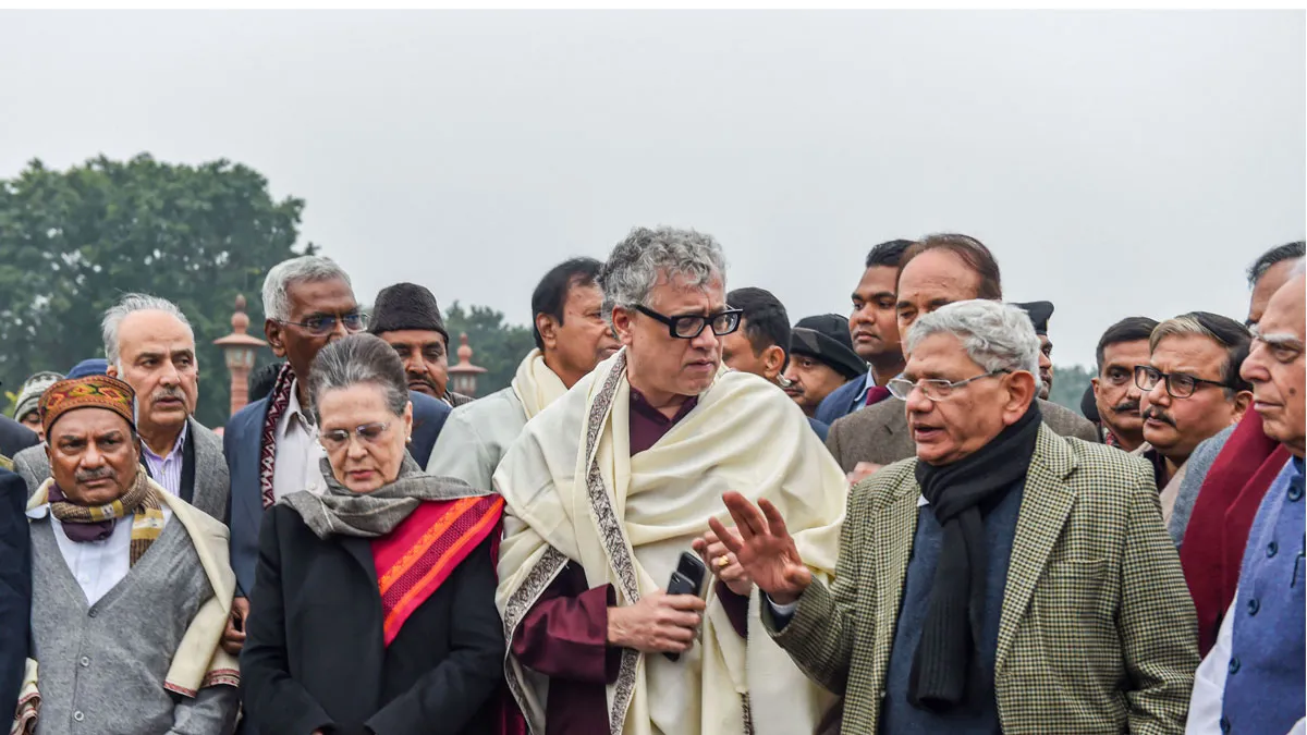 नागरिकता कानून पर पीएम मोदी, अमित शाह ने विपक्ष की आलोचना की, विपक्षी दलों ने राष्ट्रपति से भेंट की Citizenship (Amendment) Act- India TV Hindi