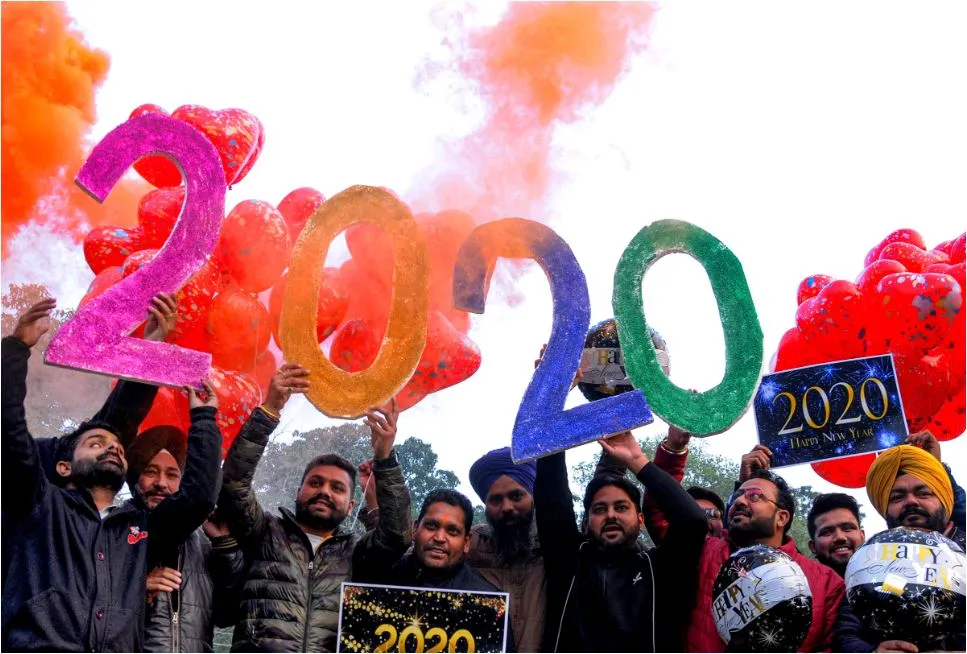 वेलकम 2020! नए साल के जश्न में डूबी पूरी दुनिया, राष्ट्रपति और प्रधानमंत्री ने दी देशवासियों को शुभकामनाएं Happy New Year 2020- India TV Hindi