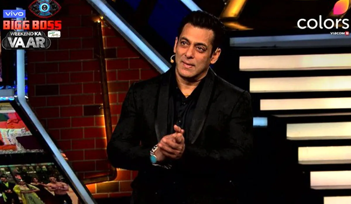 Bigg Boss 13 Weekend Ka Vaar With Salman Khan: देवोलीना भट्टाचार्जी की हुई एंट्री, सलमान खान संग 'गुत्थी' ने की मस्ती Bigg Boss 13 Weekend Ka Vaar With Salman Khan- India TV Hindi